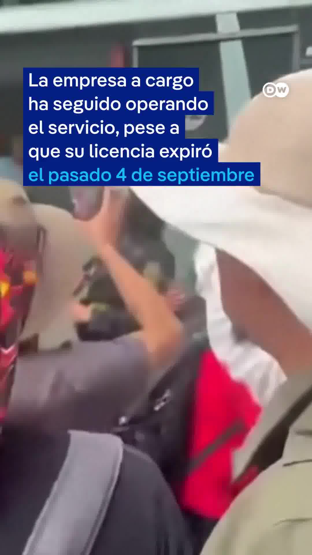 Peru: Protests block access to Machu Picchu, leaving thousands of tourists stranded. At least 1,400 tourists were evacuated by train to Cusco after police managed to unblock the tracks. The protesters are protesting against the company that manages bus transportation to Machu Picchu, which has continued to operate despite the concession expiring two weeks ago.